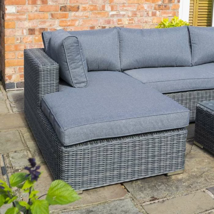Vienna Four Seater Rattan Lounger Set in Grey by Rowlinson 5 Vienna Four Seater Rattan Lounger Set in Grey by Rowlinson - Image 3