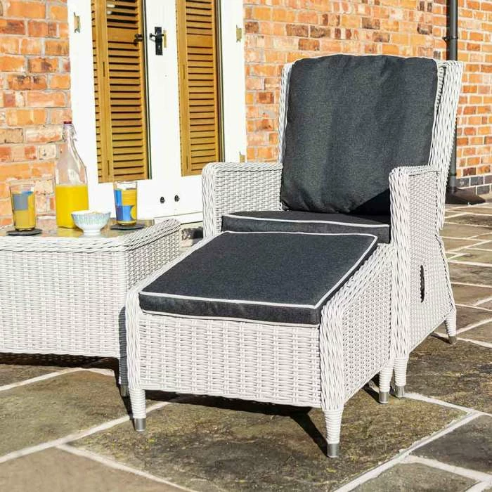 2 Seater Prestbury Lounger Set by Rowlinson® 4 2 Seater Prestbury Lounger Set by Rowlinson® - Image 2